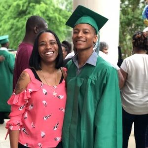 Meet your Posher, Larry